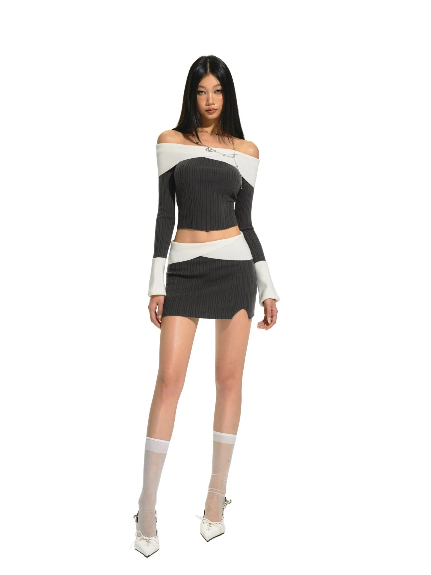 Assorted Colors Set Black Knit Skirt