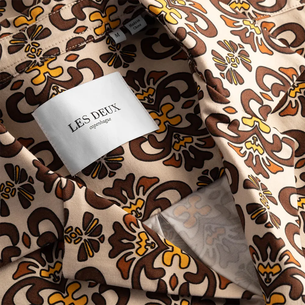 Hendrix AOP Vacation S/S Shirt - Light Sand/Ebony Brown