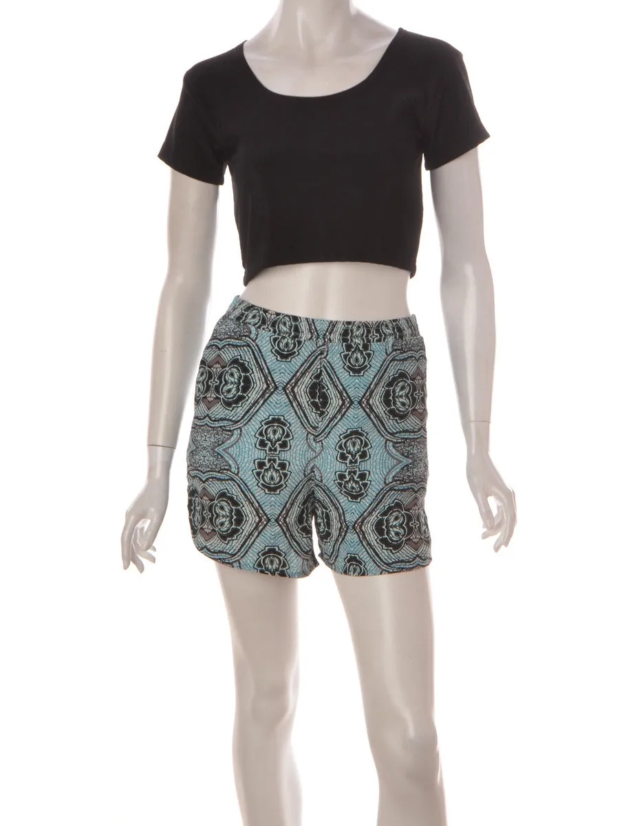Label Curved Hem Blue Summer Shorts