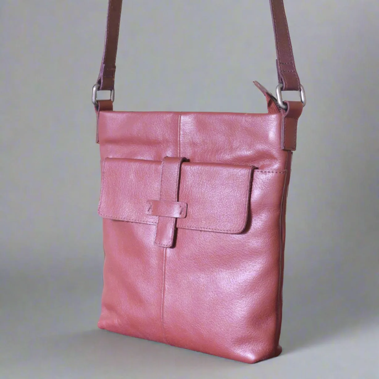 Leather Sling Bag - Chestnut Luxe Sling